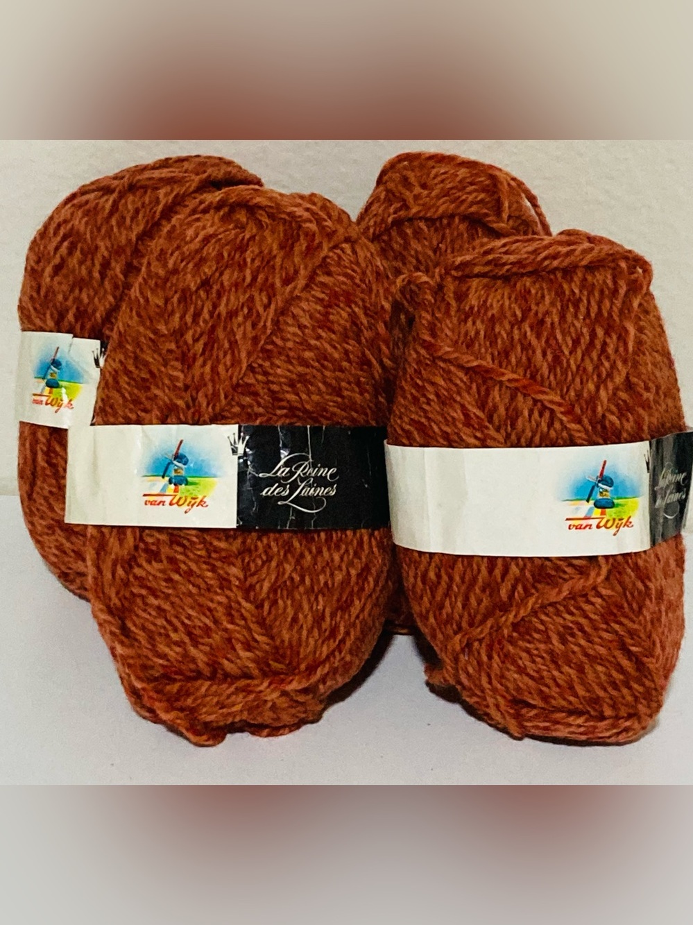4 NWT (50g each) Van Wyck La Reine Des Laines Starlight 95% Wool 5% Fiber